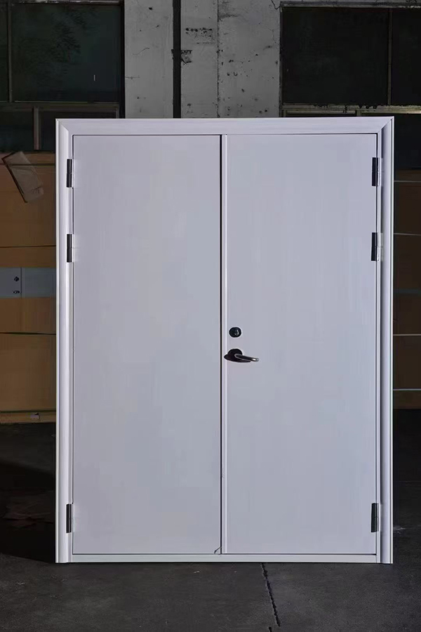 酒店项目完成公共区域大通防火门布设